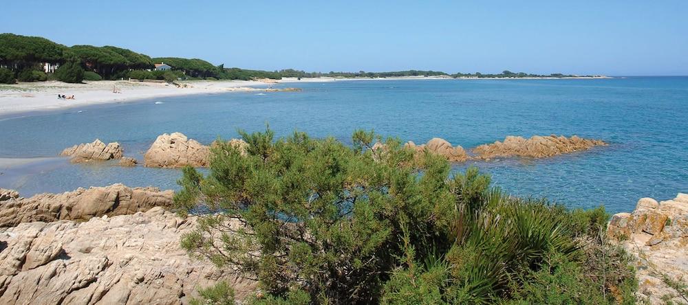 Residence Sos Alinos Cala Liberotto Exteriör bild